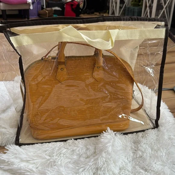 Louis Vuitton Vintage Handbag Yellow Epi Alma Leather (will include storage bag) - Picture 3 of 16